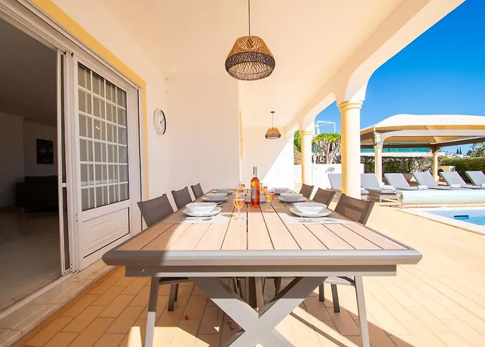 Casa Filipa Lower Floor - Charming 3-bedroom With Heated Pool * Carvoeiro