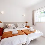 ヴィラ Casa Filipa Lower Floor - Charming 3-bedroom With Heated Pool