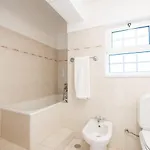 Casa Filipa Lower Floor - Charming 3-bedroom With Heated Pool